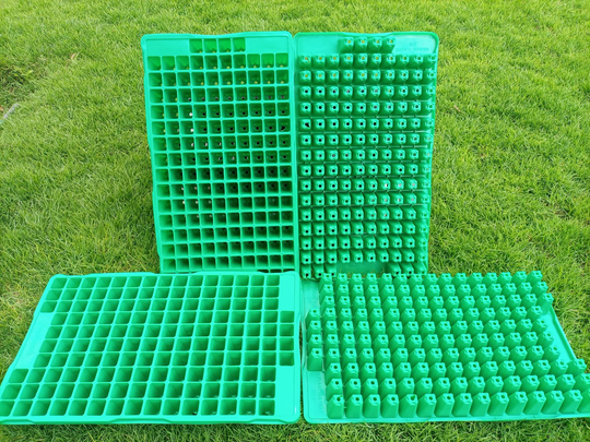 green Seedling Trays from Greene products